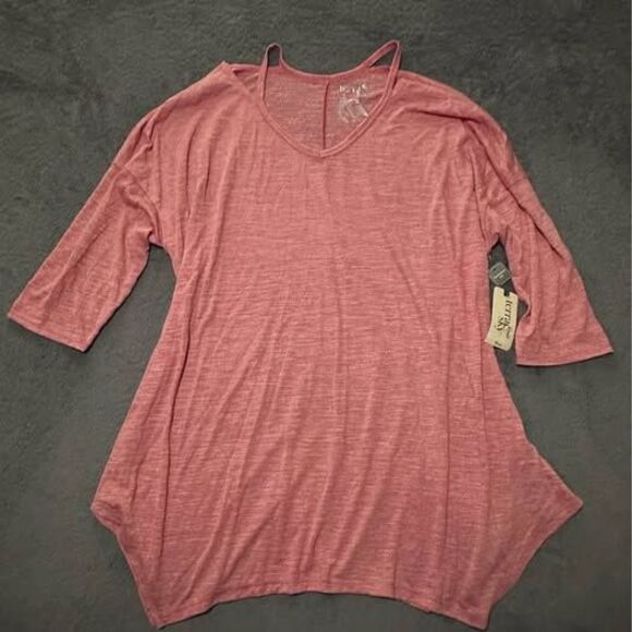 Terra & Sky Tops - NEW Plus Size Terra & Sky Women’s Pink Blouse Top